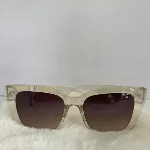 Like Aura Nude