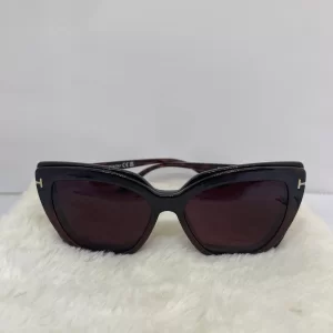 Tom Ford Scarlet
